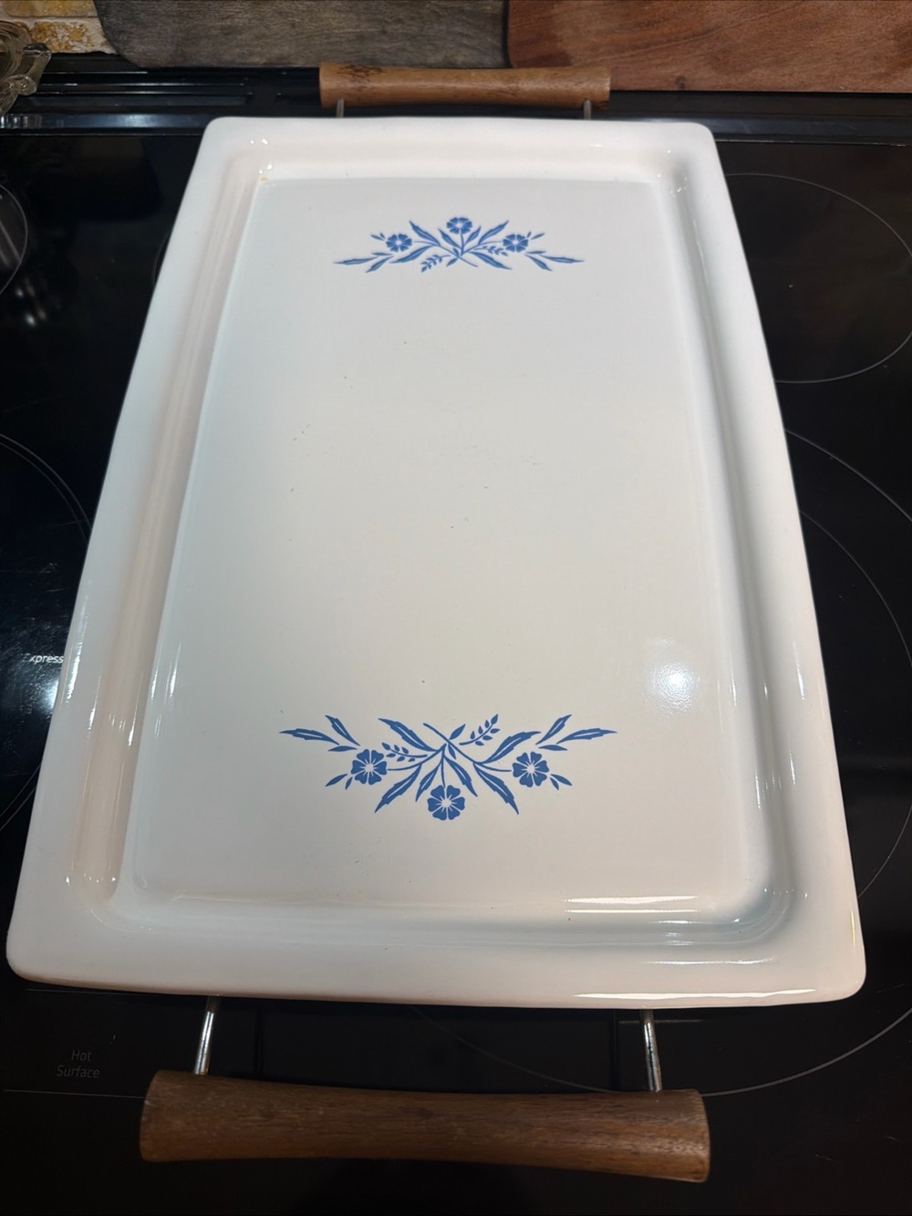 Vintage Corning Ware BLUE CORNFLOWER BAKE BROIL SERVING TRAY 16X10.5 With Cradle